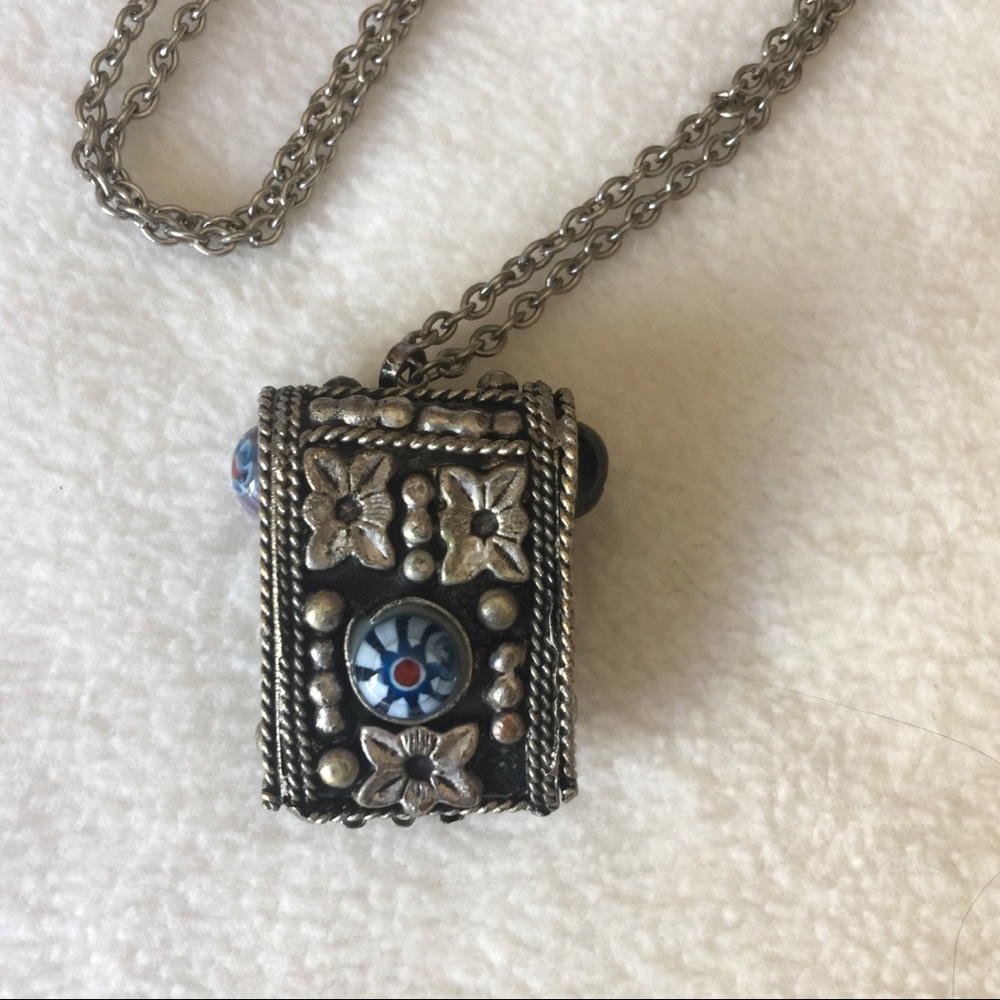 Vintage Necklace with ornate pendant